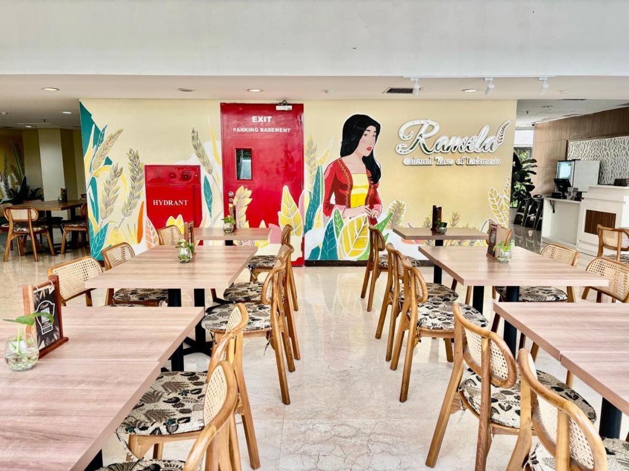 Cordela Senen Jakarta Buitenkant foto